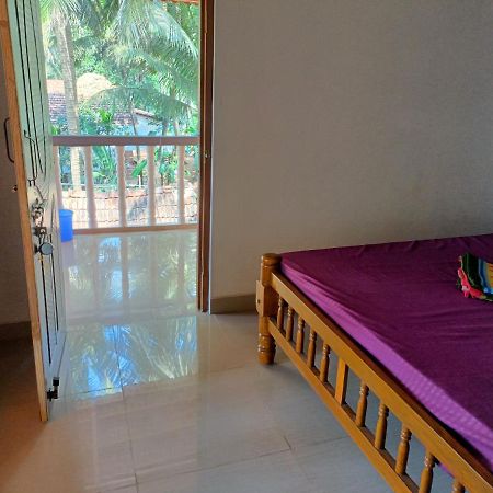 Golden Wings Cafe Hotell Gokarna  Eksteriør bilde