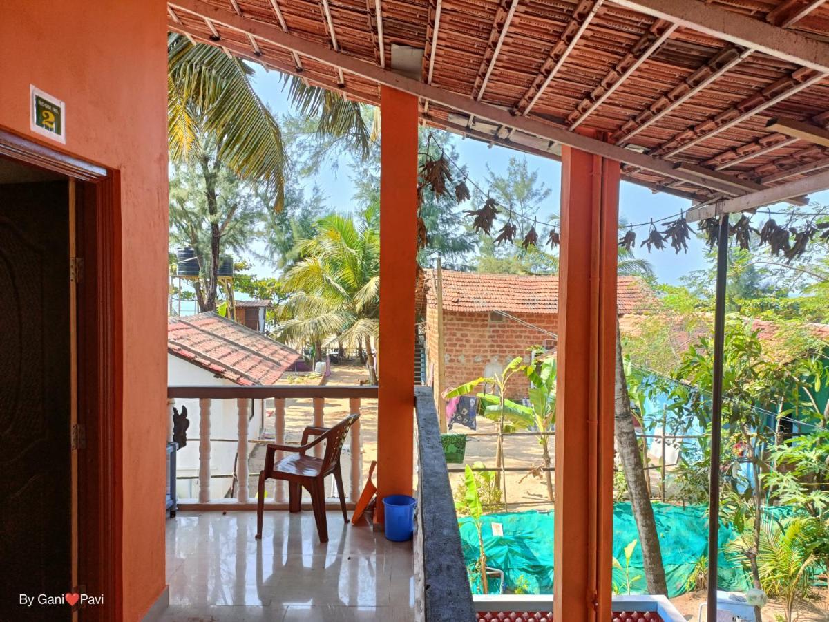 Golden Wings Cafe Hotell Gokarna  Eksteriør bilde